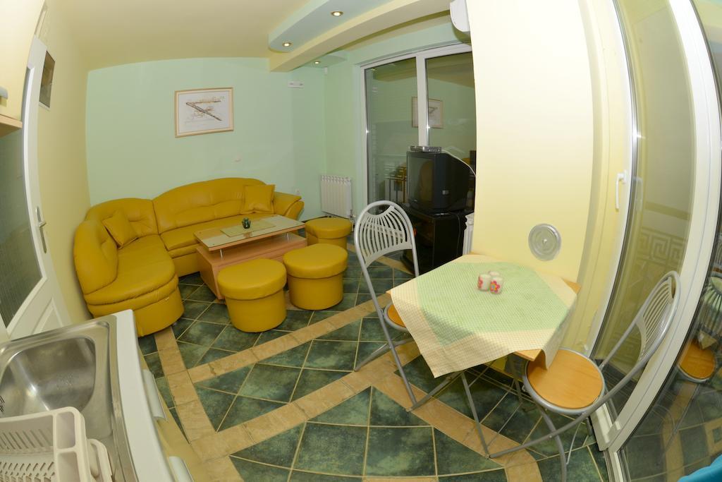 Rooms And Apartaments De Niro Trpejca Habitación foto